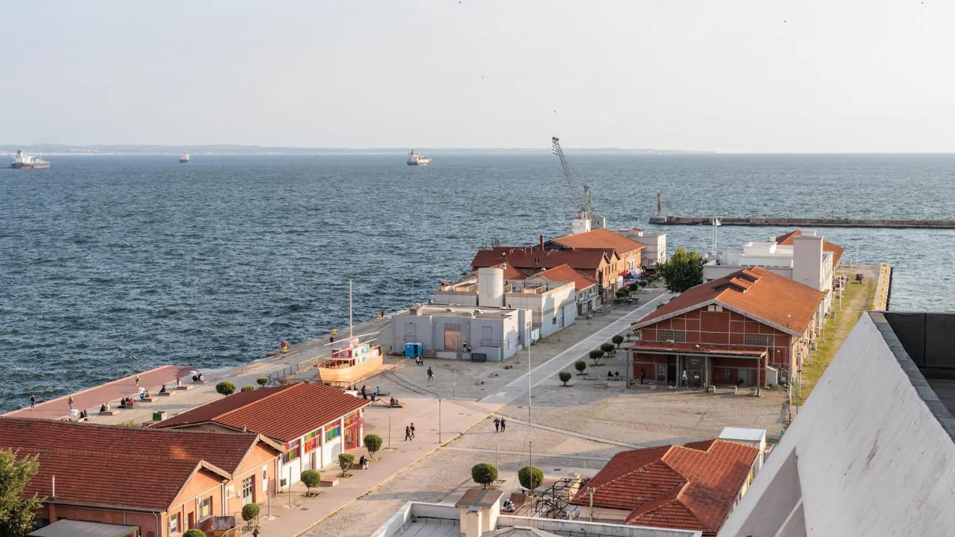 Seaview-City-Ladadika-Apartment Thessaloniki